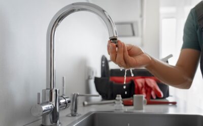 Les signes avant-coureurs d’une fuite d’eau : comment les détecter et agir rapidement