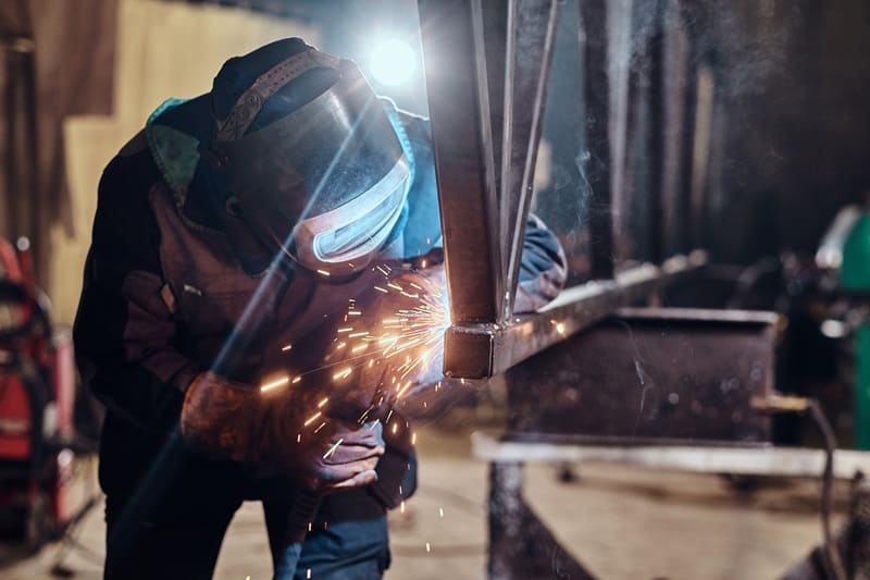 artisan métallier