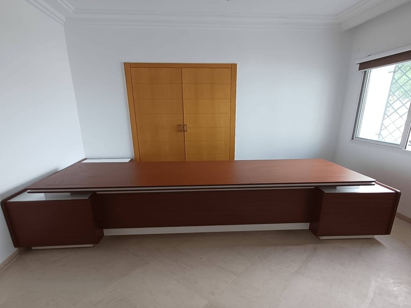 Bureau sur mesure conçu et réalisé par Assia Cuisine