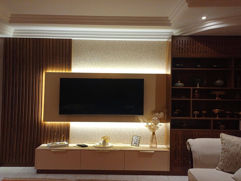 Création de meuble TV design par Assia Cuisine