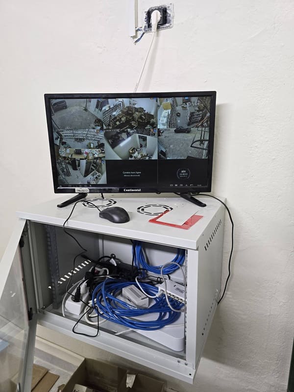 Installation d'un système de vidéosurveillance filaire